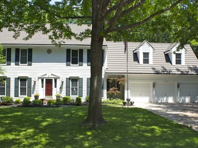 11851 Larsen St, Overland Park, KS, 66210
