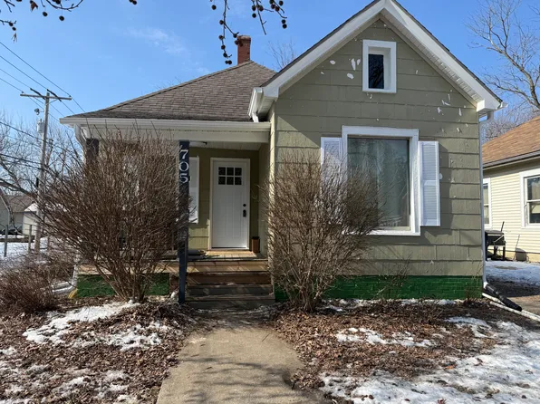 705 N Elm St, Champaign, IL 61820