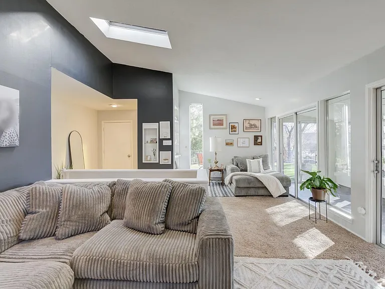 58 E Lakeshore Dr — Photo 35