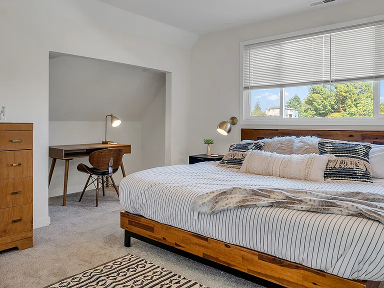 5506 NE Hoyt St — Photo 14