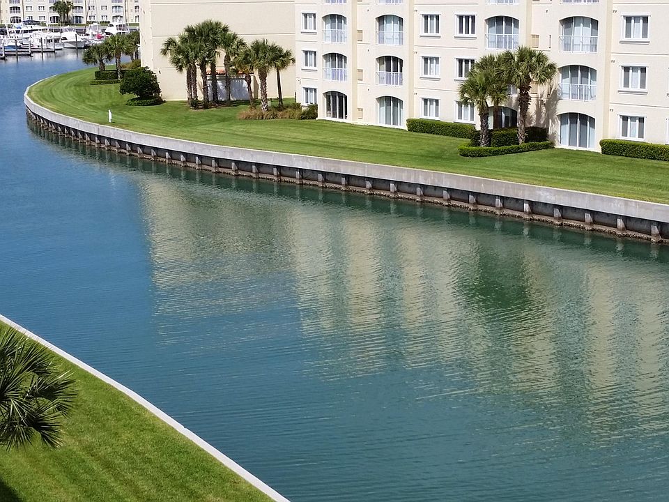 1st image of 19 Harbour Isle Drive W #Ph06