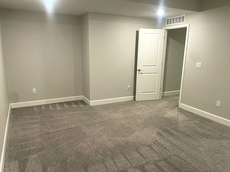 4th Bedroom - Basement