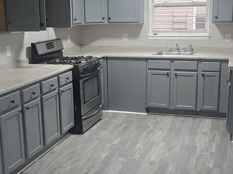 56-58 Kent St #2 — Photo 6