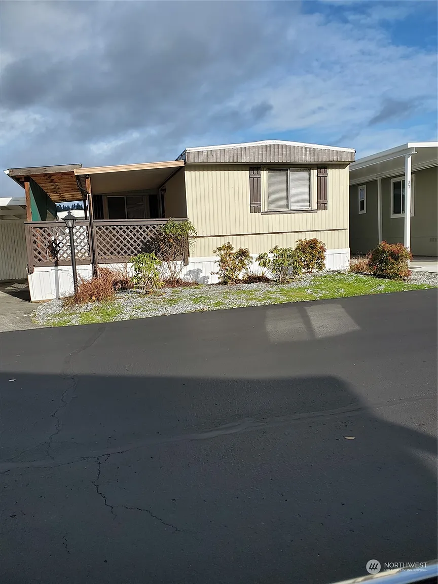 10709 63rd Street E #28 photo 1