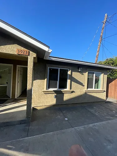 3923 Franklin Ave Photo 1