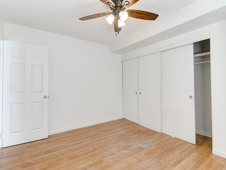 17032 N 16th Dr #7 — Photo 11