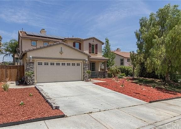 4th image of 36592 Hilltop Ln