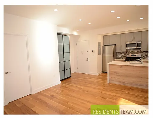 Rented by Residents Team | media 22