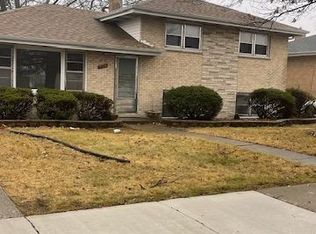 7725 S Octavia Ave, Bridgeview, IL 60455