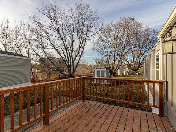 2nd image of 706 Southhaven Dr
