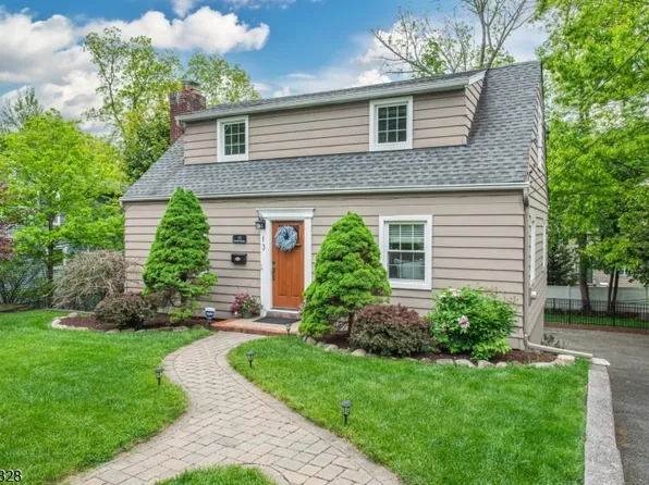 13 Elmwood Ter, Wayne Twp., NJ 07470