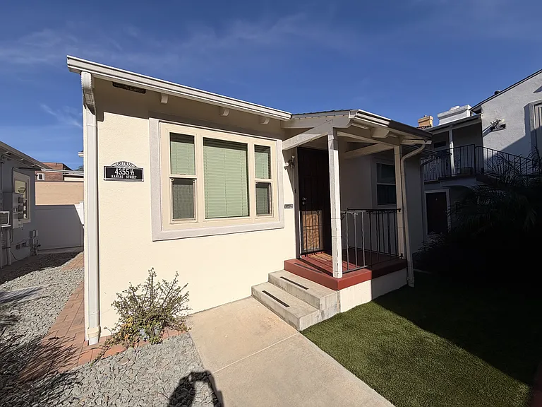 4355 1/2 Kansas St — Photo 1