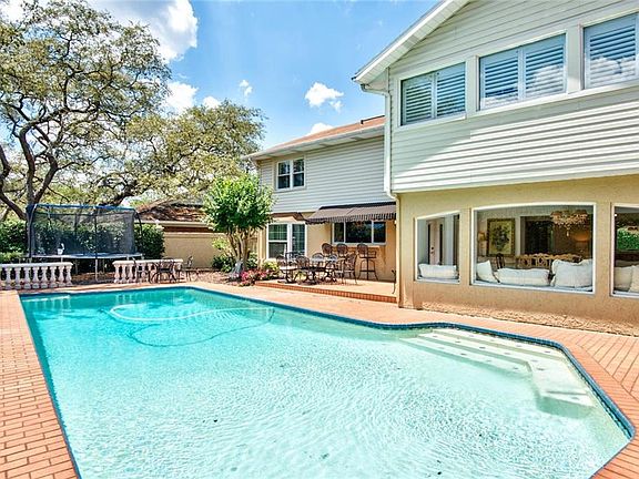 3rd image of 10405 Reclinata Ln
