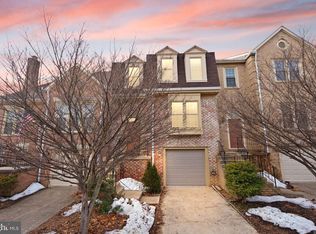 3006 Oakton Meadows Ct, Oakton, VA 22124