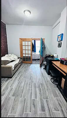 Rented by Platinum Properties | media 20