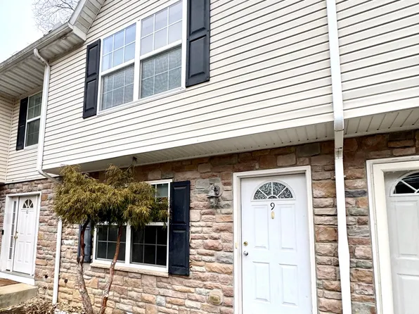 70 N Blettner Ave Unit 9, Hanover, PA 17331