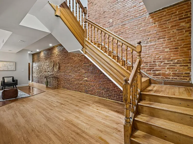 2231 Eutaw Pl #2 — Photo 2