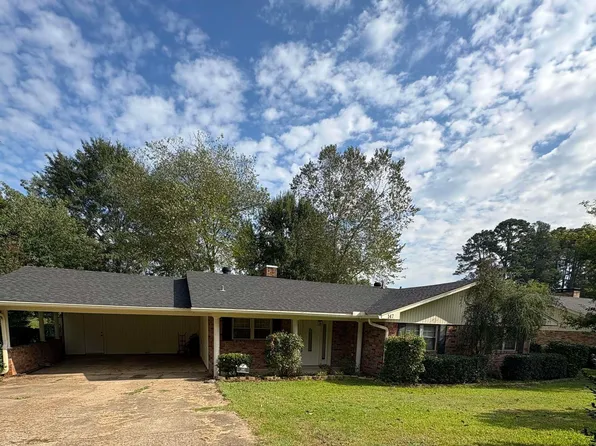 147 Seth St, Dubach, LA 71235