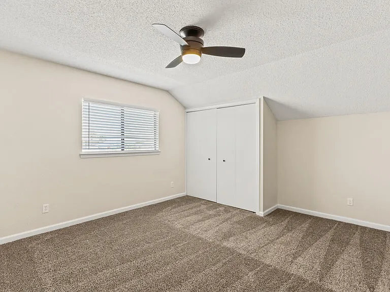 1861 Sonoma Pl — Photo 21