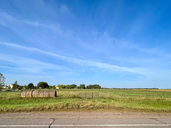 15 70th Ave, Milaca, MN 56353