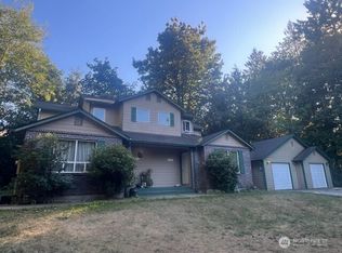 1177 NE Nittney Ln, Bremerton, WA