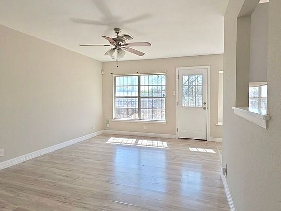 2nd image of 8947 Seacliff St.