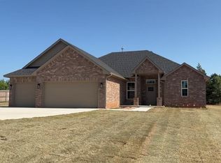 5500 Yancy Dr, Edmond, OK 73025