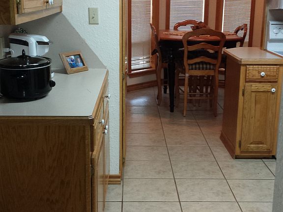 Kitchen with breakfast nook