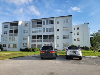 2800 Somerset Dr APT 314J, Lauderdale Lakes, FL, 33311