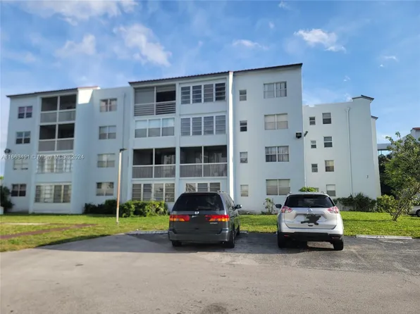 2800 Somerset Dr APT 314J, Lauderdale Lakes, FL 33311