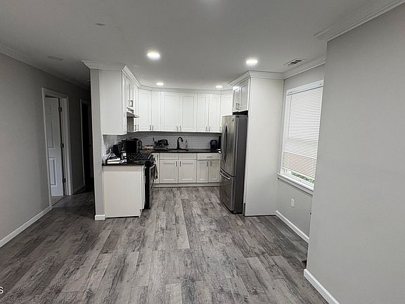 5th image of 11 Pardee Boulevard
