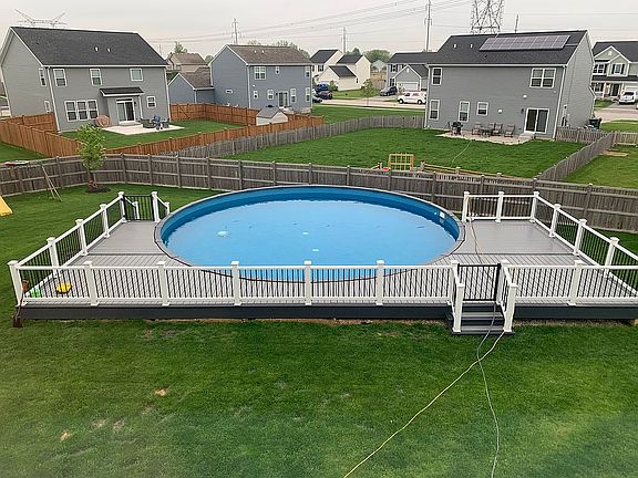 Pool/Deck