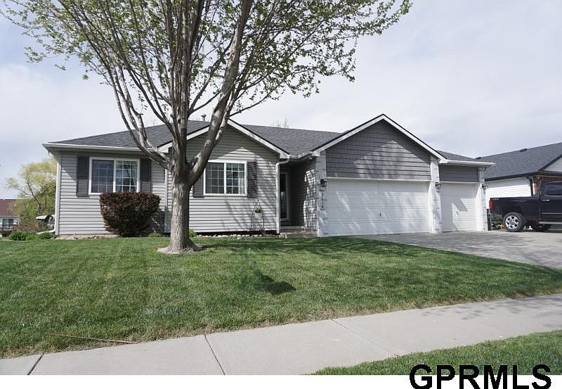 1st image of 2010 Gunnison Dr