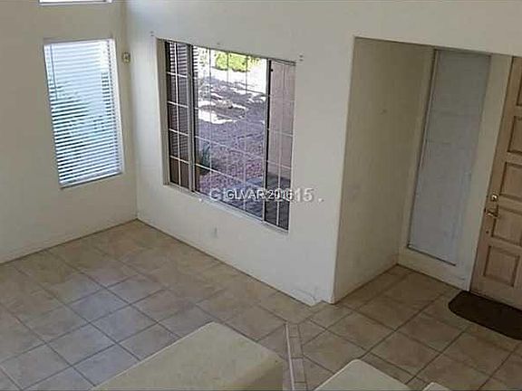 5th image of 3113 Villa Colonade Dr #0