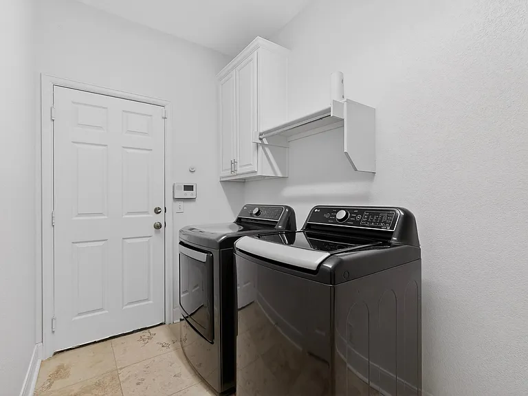 2659 Salorn Way — Photo 25