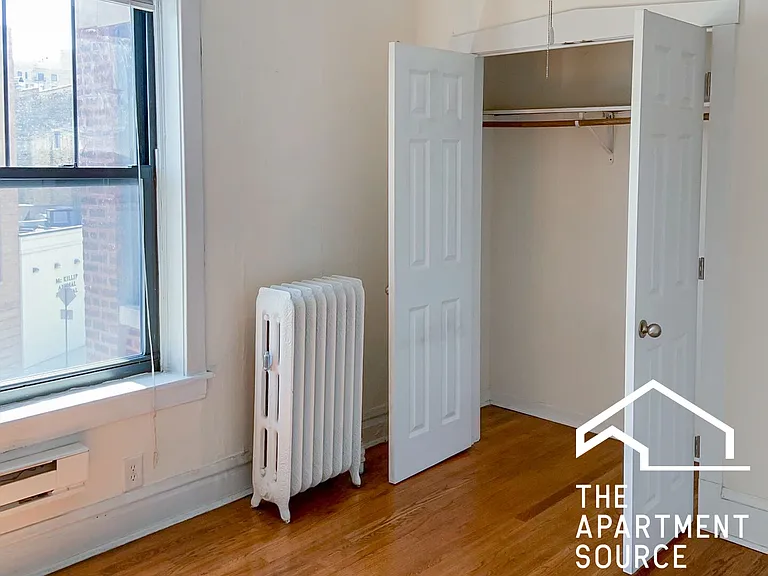 2870 N Clark St #3 — Photo 7