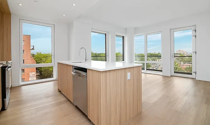 Rented by REAL New York | media 2