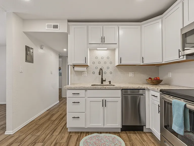 7818 E Glenrosa Ave #3 — Photo 14