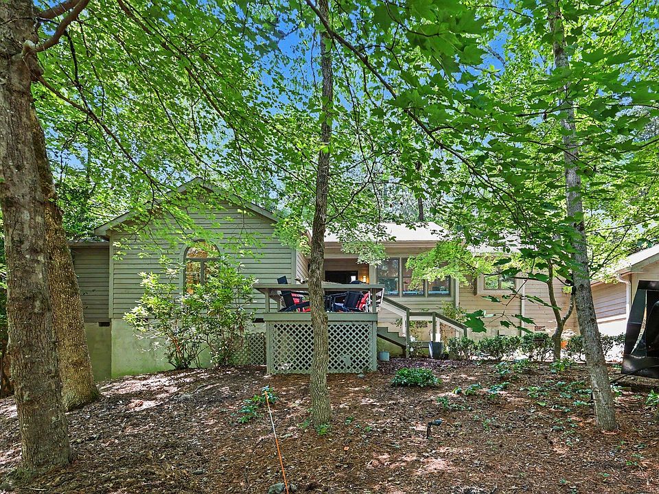 1st image of 672 Spindlewood