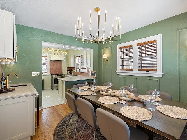 4 bed, 2400 sqft, $3,900 — Photo 4
