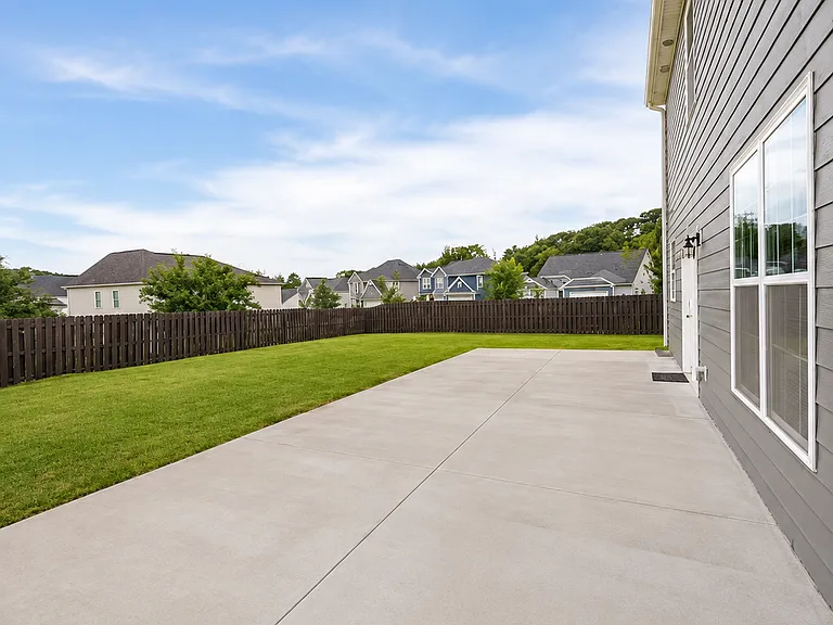141 Rivermill Pl — Photo 4