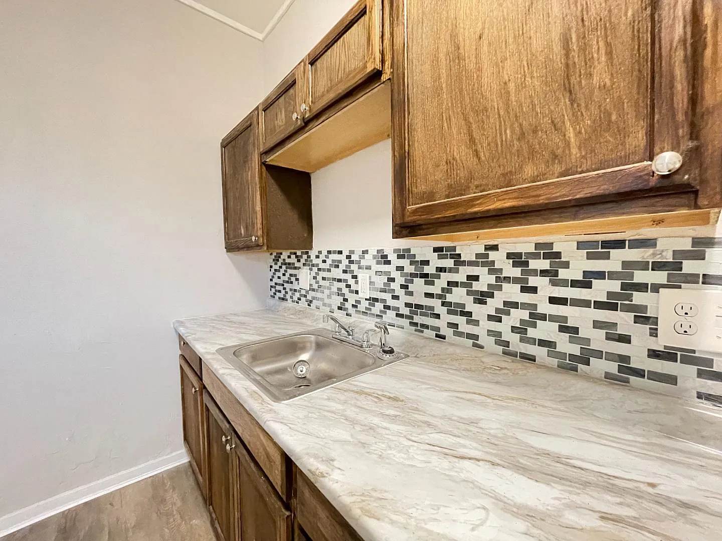 2259 Loth St - Unit A — Photo 4