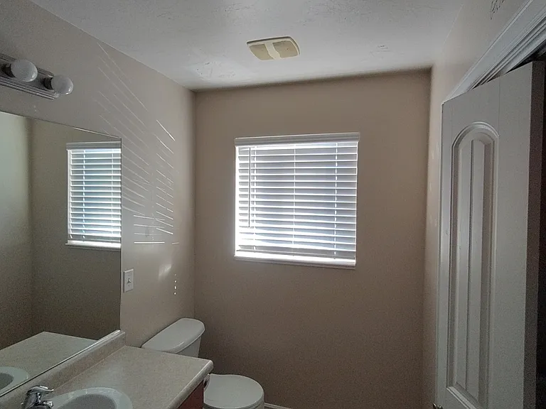 2350 S Highway 89 #4 — Photo 5
