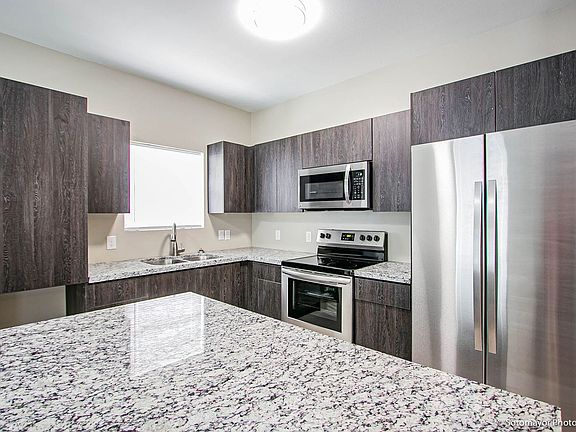 3rd image of 120 W Diamondhead Ave #2