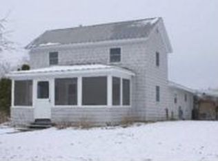 7493 James St, Fayetteville, NY 13066