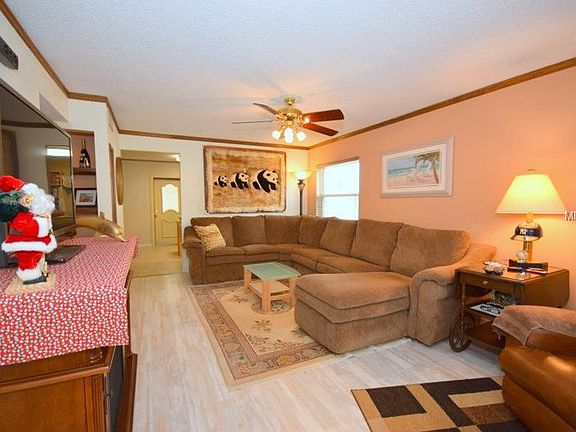 3rd image of 1370 Wildwood Ct