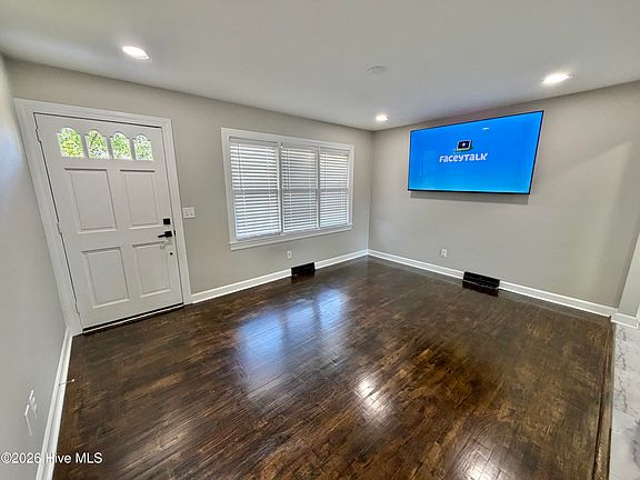 5th image of 4155 Lee Street
