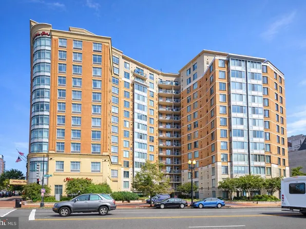 555 Massachusetts Ave NW APT 1306, Washington, DC 20001