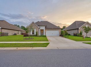 75 Apollo Ave E, Freeport, FL 32439
