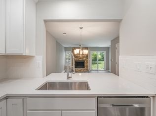 8280 Golf Ridge Dr, Charlotte, NC 28277